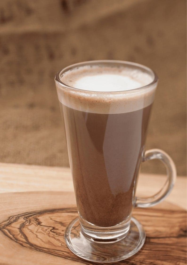 Meilleur lait végétal pour le chocolat chaud : guide complet